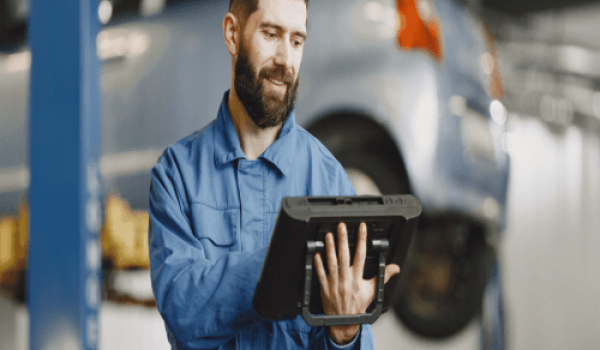 KFZ-Gutachter-Unfall